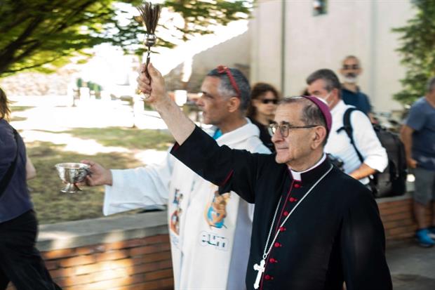 L'arcivescovo Delpini in pellegrinaggio contro la siccità