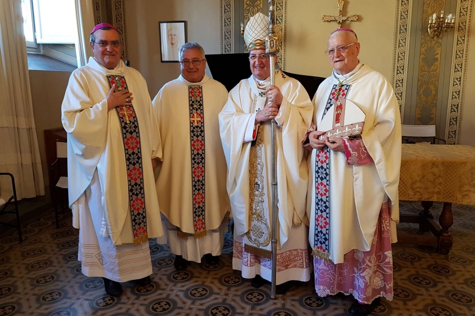 Da destra, il vescovo Gastone Simoni, il cardinale Giuseppe Betori e i suoi due successori a Prato: Giovanni Nerbini e Franco Agostinelli