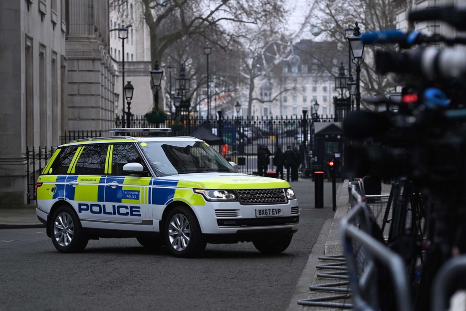 La polizia di Londra indagherà sui festini organizzati dal primo ministro in violazione del lockdown