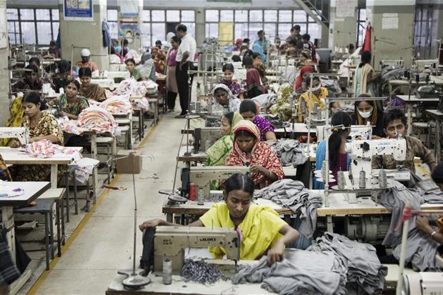 Stabilimento tessile in Bangladesh