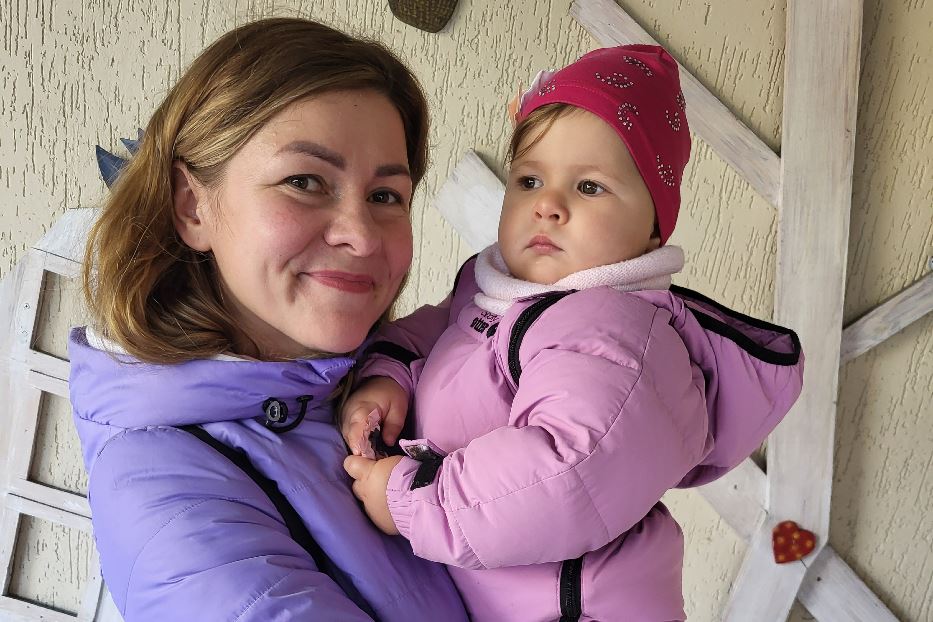 Kateryna Zaveriukha e la sua figlia Veronika, profughi da Kherson