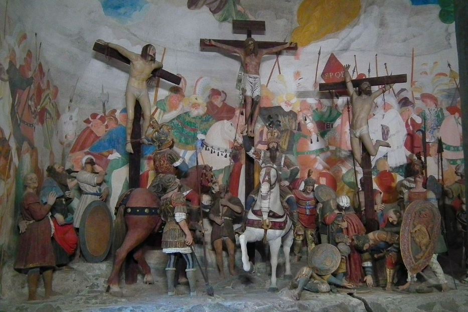 Il Golgota nella cappella della Crocifissione al Sacro Monte di Varallo