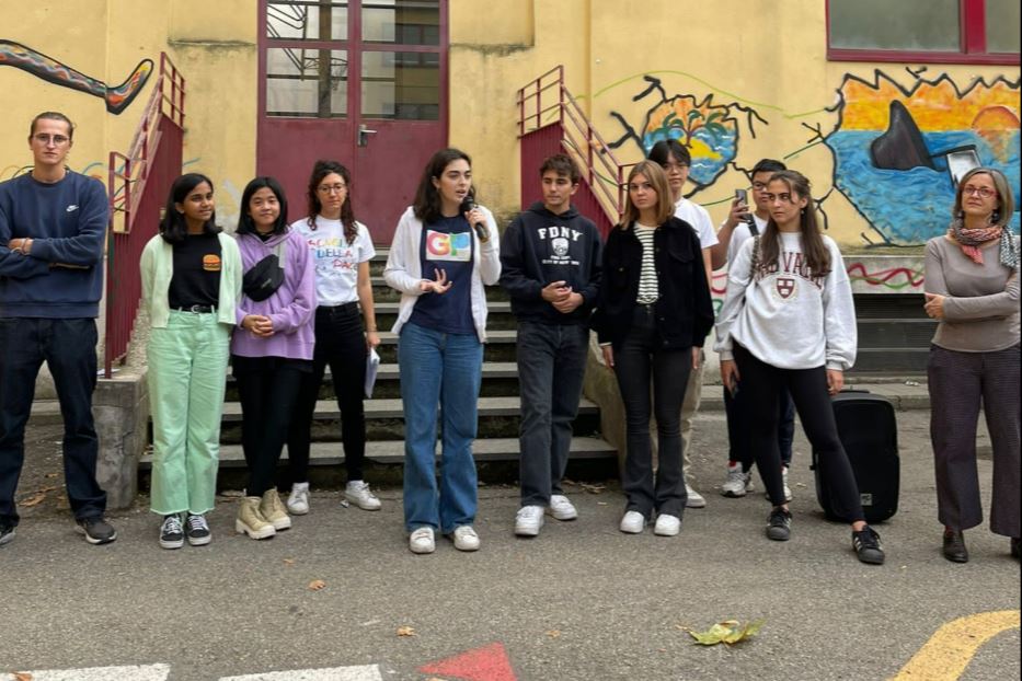 Ragazzi italiani e cinesi alla Scuola della pace in via Paolo Sarpi realizzata dai volontari di Sant’Egidio Sotto le famiglie protagoniste delle storie di integrazione
