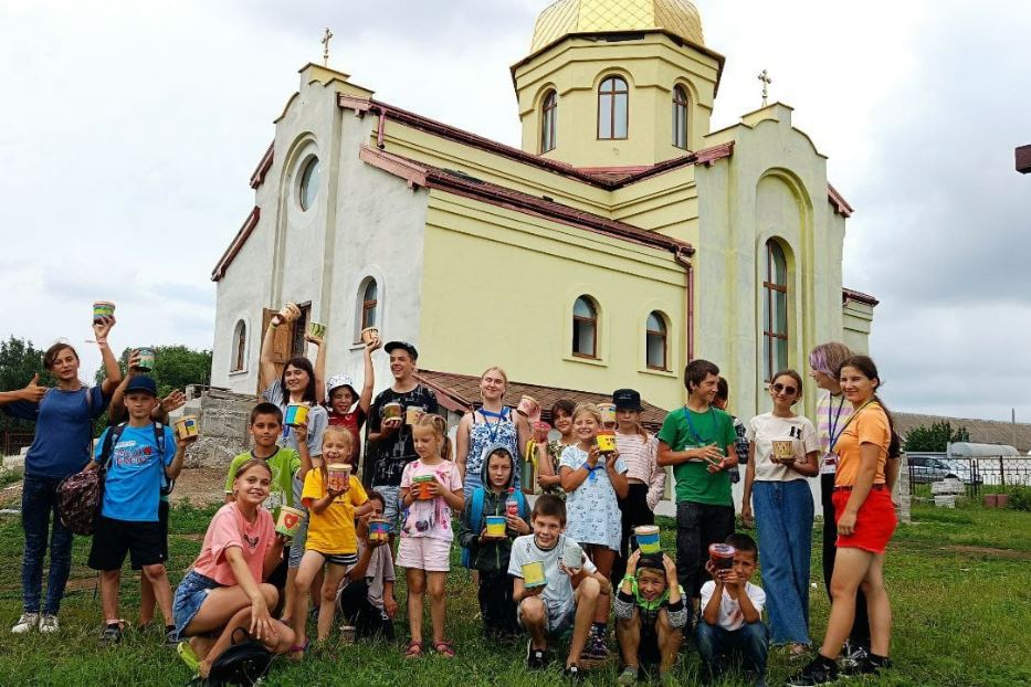I ragazzi nel campo estivo «segreto» organizzato dalla parrocchia greco-cattolica di Zaporizhzhia