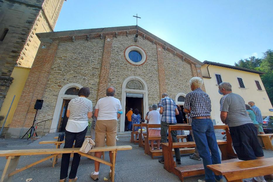 La celebrazione della Messa in una parrocchia italiana