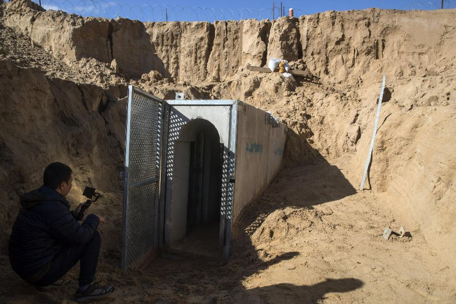 L'ingresso di uno dei tunnel che corrono sotto la Striscia di Gaza