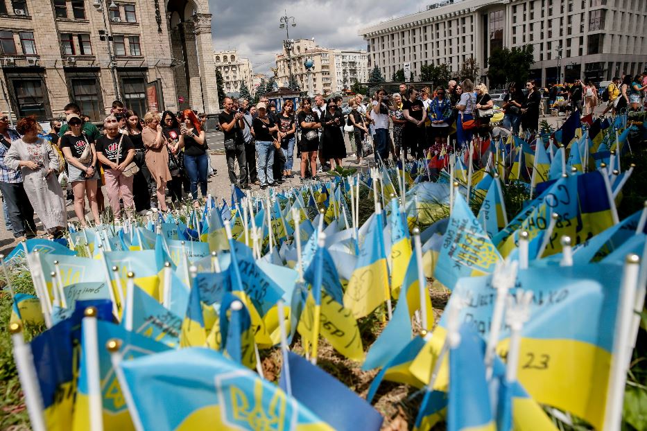 In piazza Maidan a Kiev la manifestazione per la liberazione dei prigionieri di guerra dell'acciaieria Azovstal