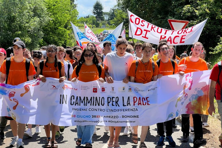 I 3mila giovani in cammino per la pace ad Arezzo con Rondine-Cittadella della pace