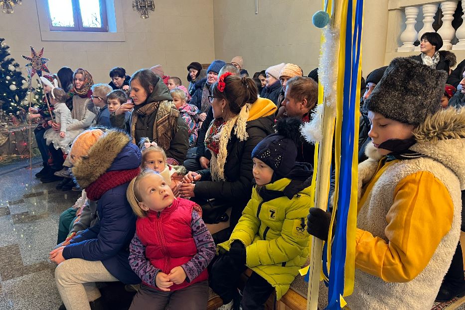 L'incontro natalizio di bambini e famiglie nella Cattedrale greco-cattolica di Kharkiv