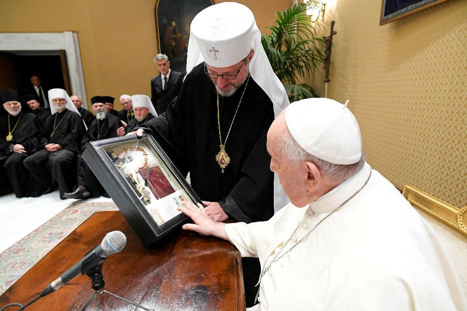 Papa Francesco con il capo della Chiesa greco-cattolica ucraina, l'arcivescovo maggiore Sviatoslav Shevchuk