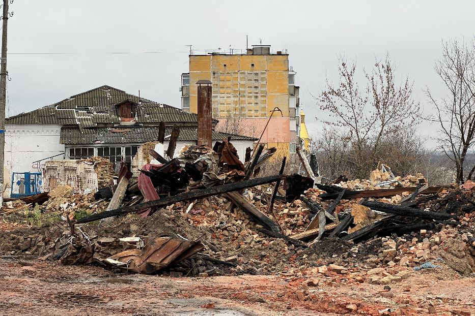 La devastazione a Kupiansk, la città sul fronte che ha l'esercito russo a pochi chilometri