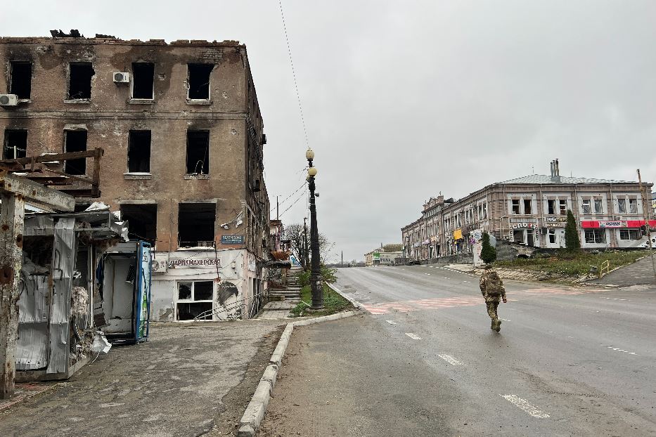 La devastazione e le vie spettrali di Kupiansk, la città sul fronte che ha l'esercito russo a pochi chilometri