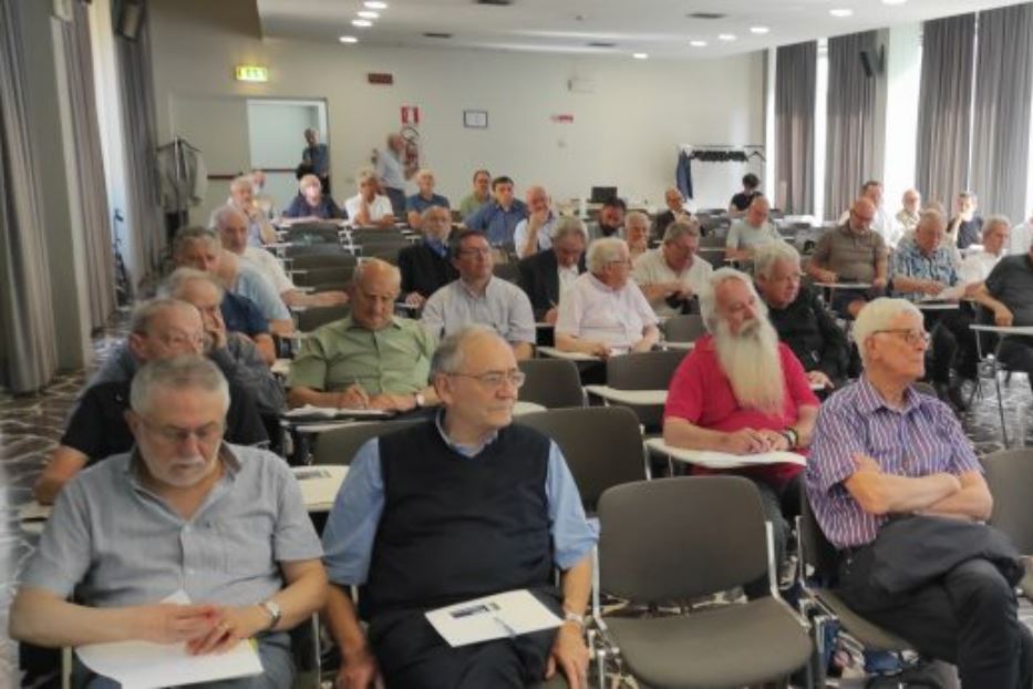 Il seminario nazionale dei preti operai svoltosi a Bologna su iniziativa dell’Ufficio nazionale per i problemi sociali e il lavoro