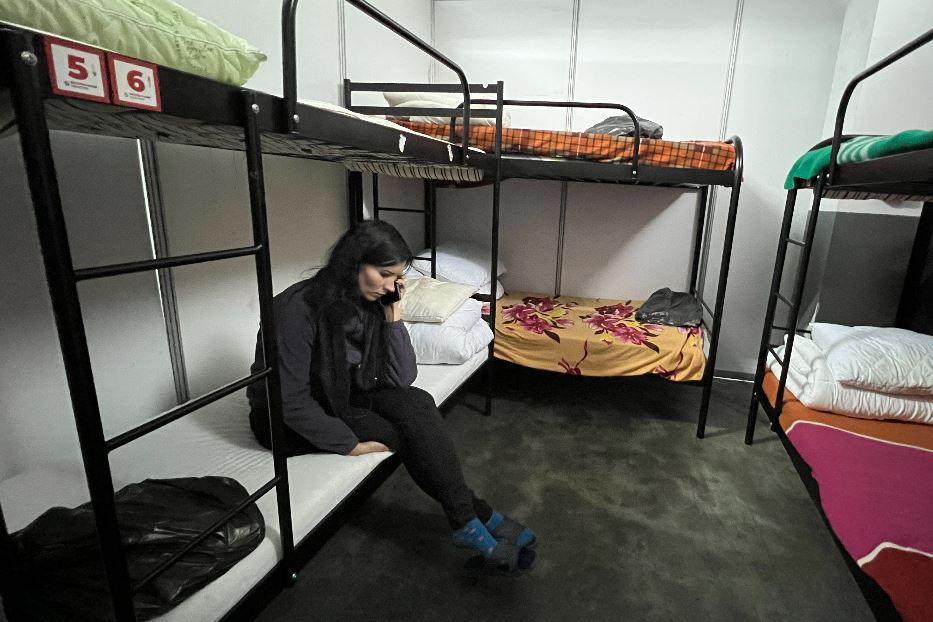 Il rifugio per gli sfollati dalle zone occupate che si trova nei sotterranei della fabbrica di vodka “Khortytsa”