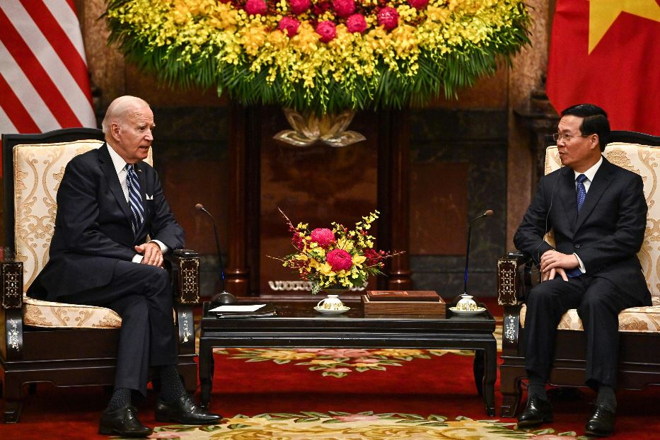 Il presidente Usa Joe Binden con il presidente vietnamita Vo Van Thuong l'11 settembre
