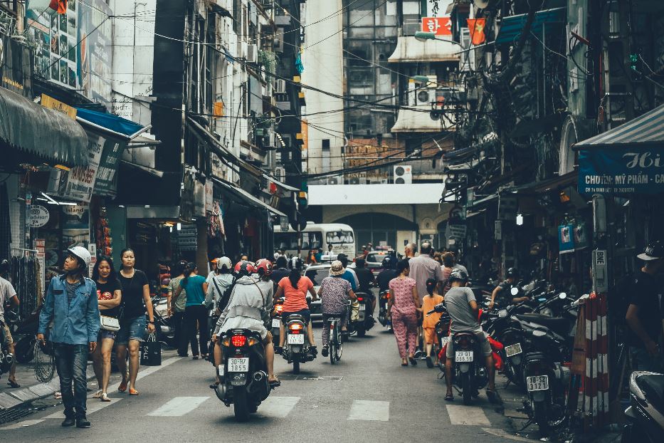 Un'immagine del centro della capitale Hanoi, otto milioni di abitanti