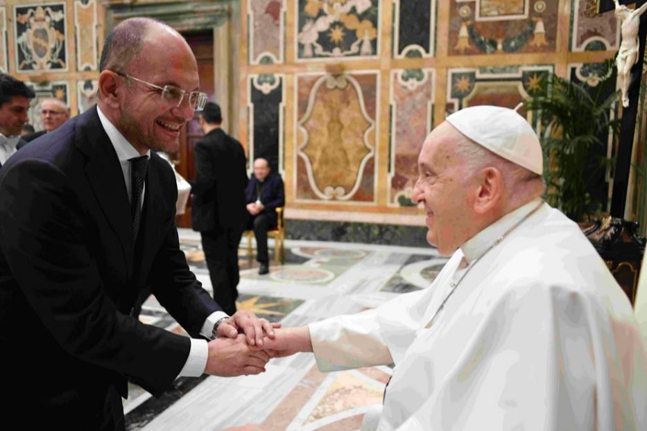 Il Papa con il commissario sisma Castelli