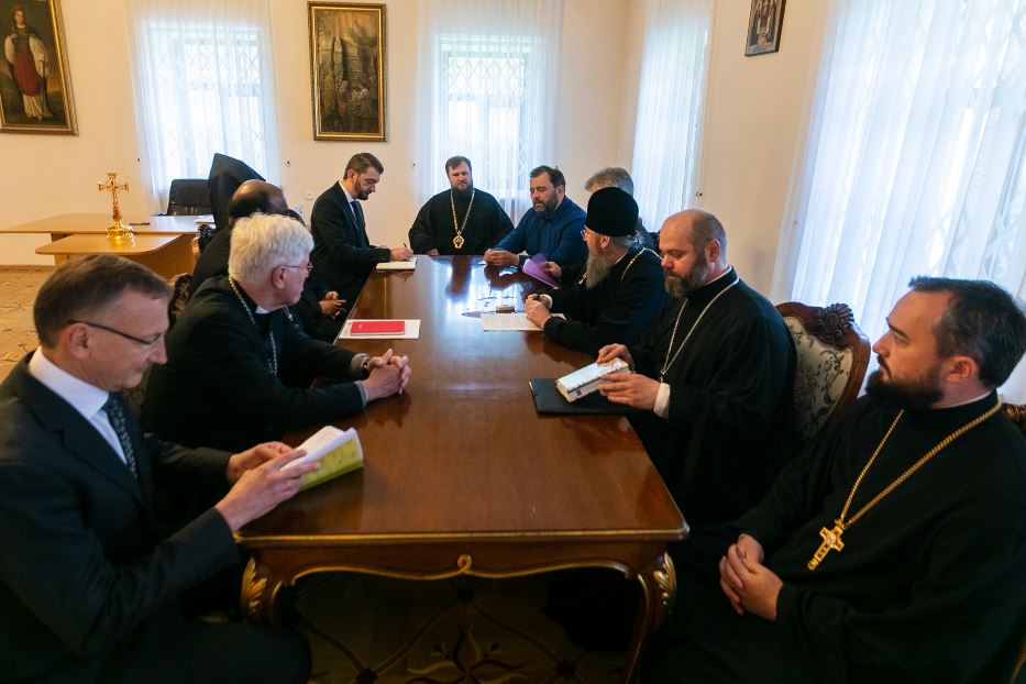 A Kiev l'incontro fra i vertici della Chiesa ortodossa ucraina, che ha le sue radici nel patriarcato di Mosca, e la delegazione del Consiglio ecumenico delle Chiese