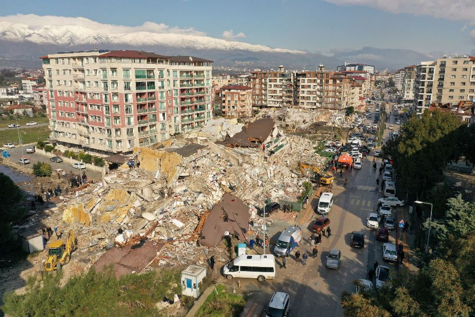 Condomini rasi al suolo a Hatay in Turchia. La foto è stata scattata da un drone