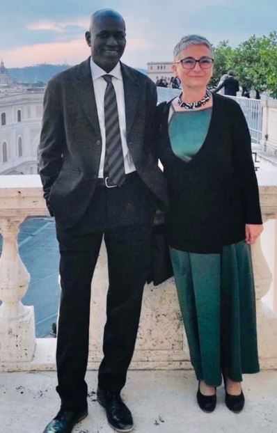 Monica Minardi con il marito senegalese: hanno due figlie