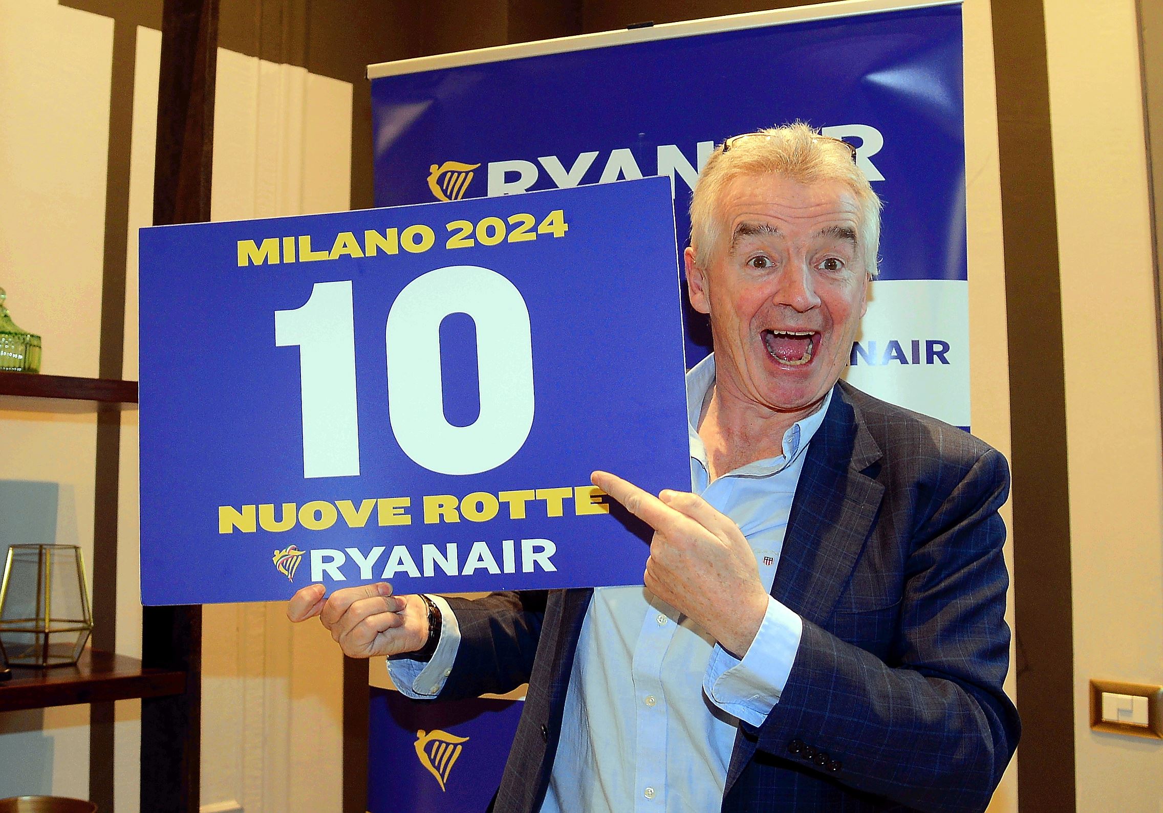 Micheal O'Leary, ceo di Ryanair, presenta i piani per l'Italia