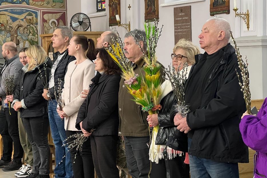 La Messa della Domenica delle Palme nella Cattedrale di Kharkiv