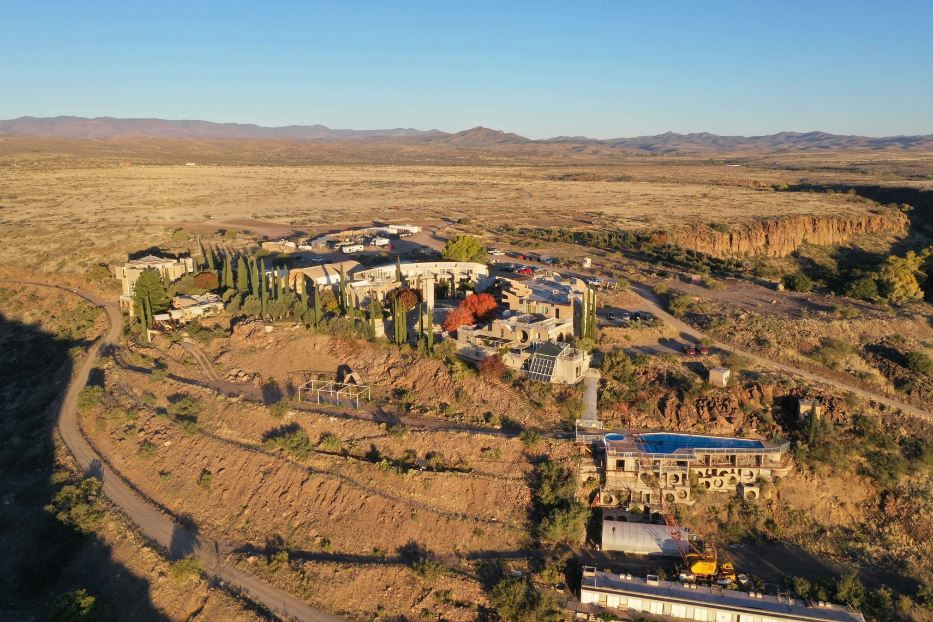 Arcosanti in mezzo al deserto dell'Arizona