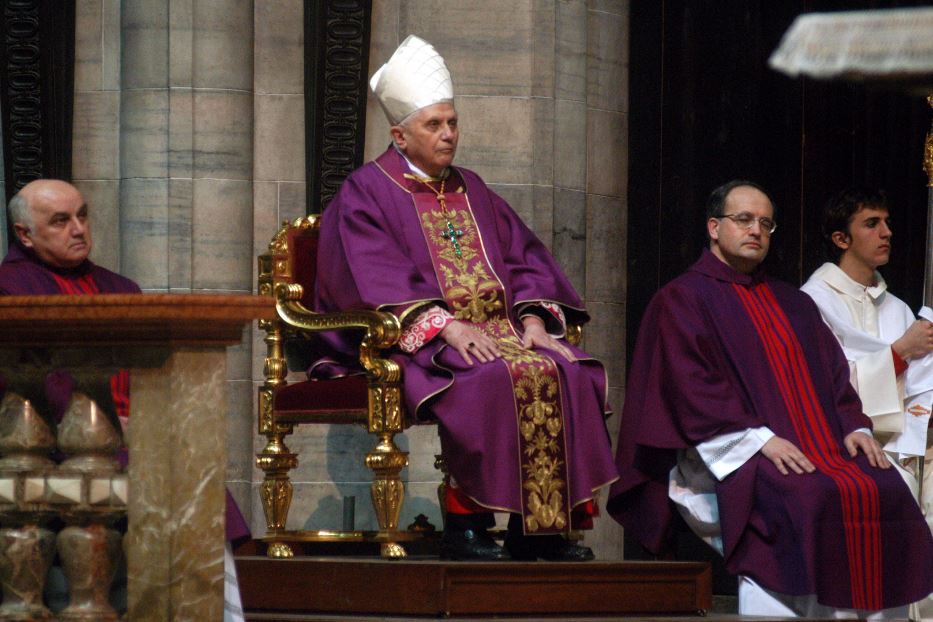 Il cardinale Ratzinger ai funerali di don Giussani