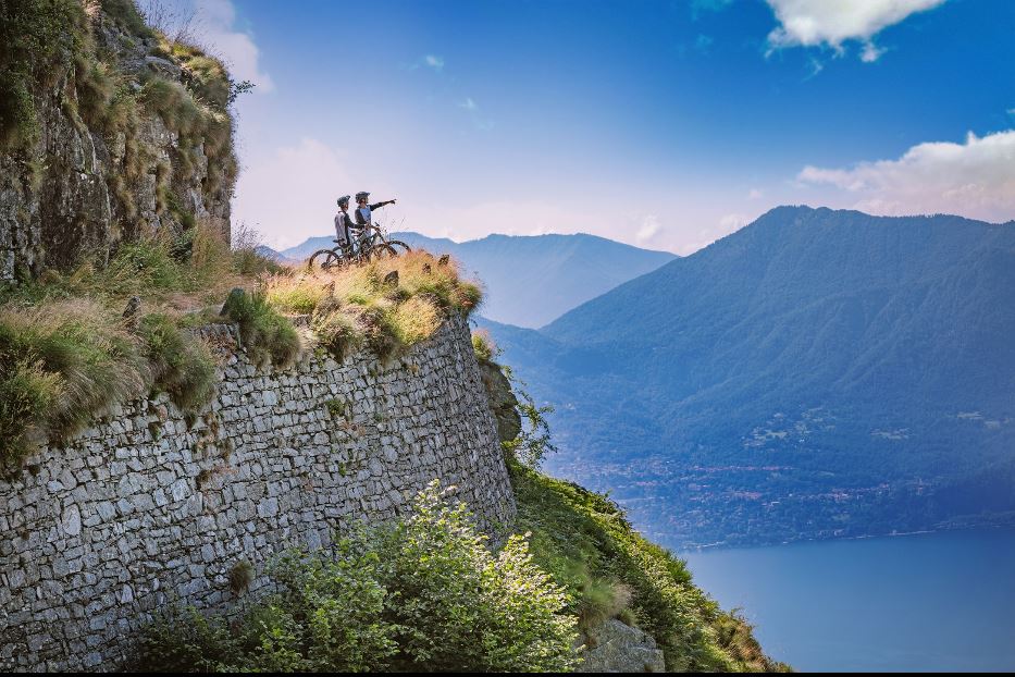 Il trend del turismo all’aria aperta.  Il Piemonte punta sui percorsi storici di montagna.  Qui la Linea Cadorna Verbania