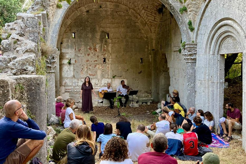 Un concerto nella Green Cave di San Michele per il Festival Viator