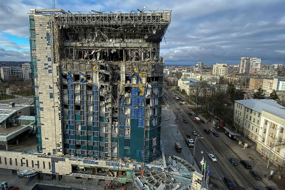 Il Palace Hotel nel centro di Kharkiv bombardato dai russi nei giorni scorsi