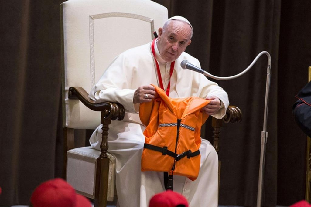 Papa Francesco ai bambini: «I migranti non sono un pericolo, sono in pericolo»