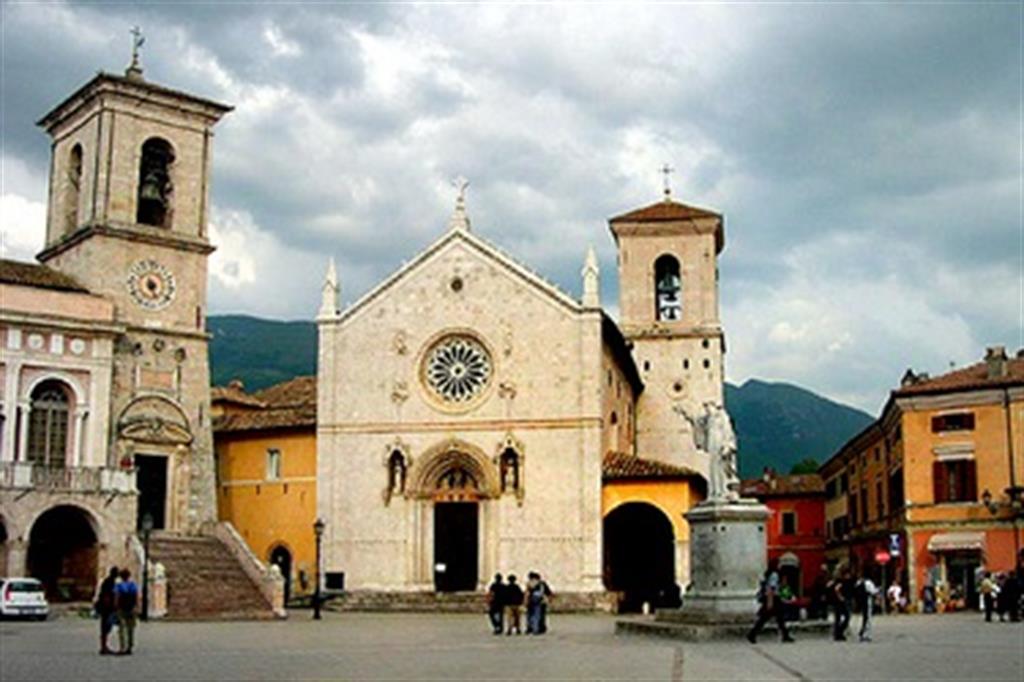 Norcia, danni gravi al monastero di san Benedetto e alla basilica