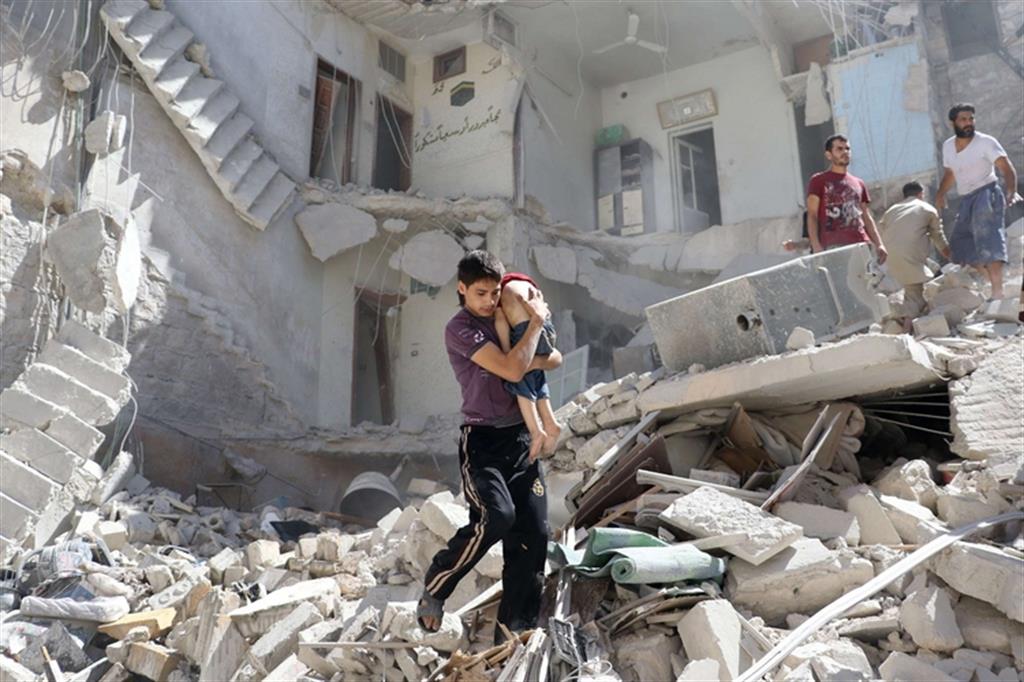 «3 ore di tregua al giorno per aiuti ad Aleppo» 