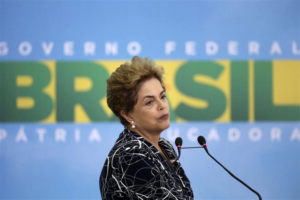 Brasile, dietrofront: ok al voto di impeachment
