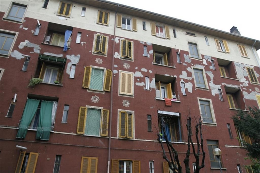 Milano, 23mila famiglie in attesa di una casa