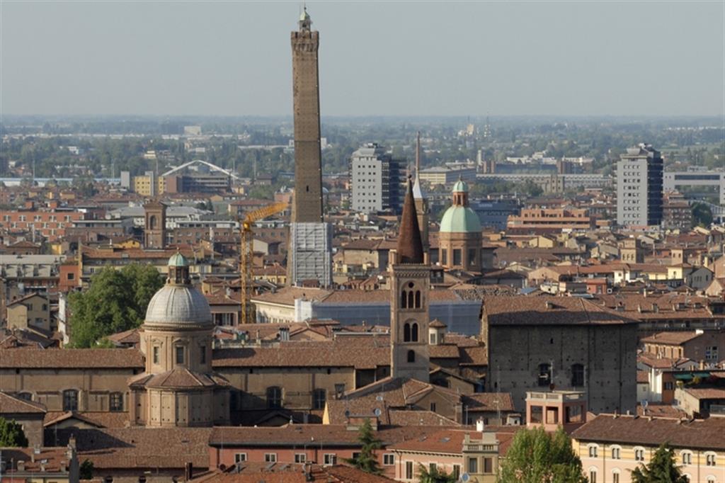 Bologna, la città placida che non si scalda per il sindaco