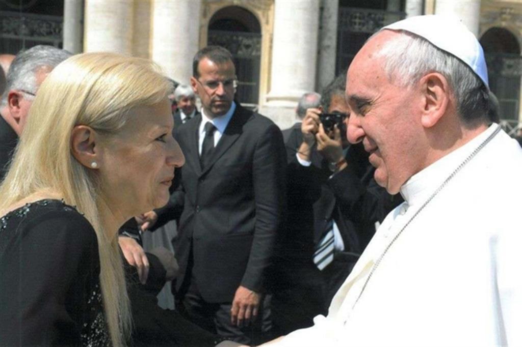 Papa Francesco con l'amica soprano argentina Haydée Dabusti