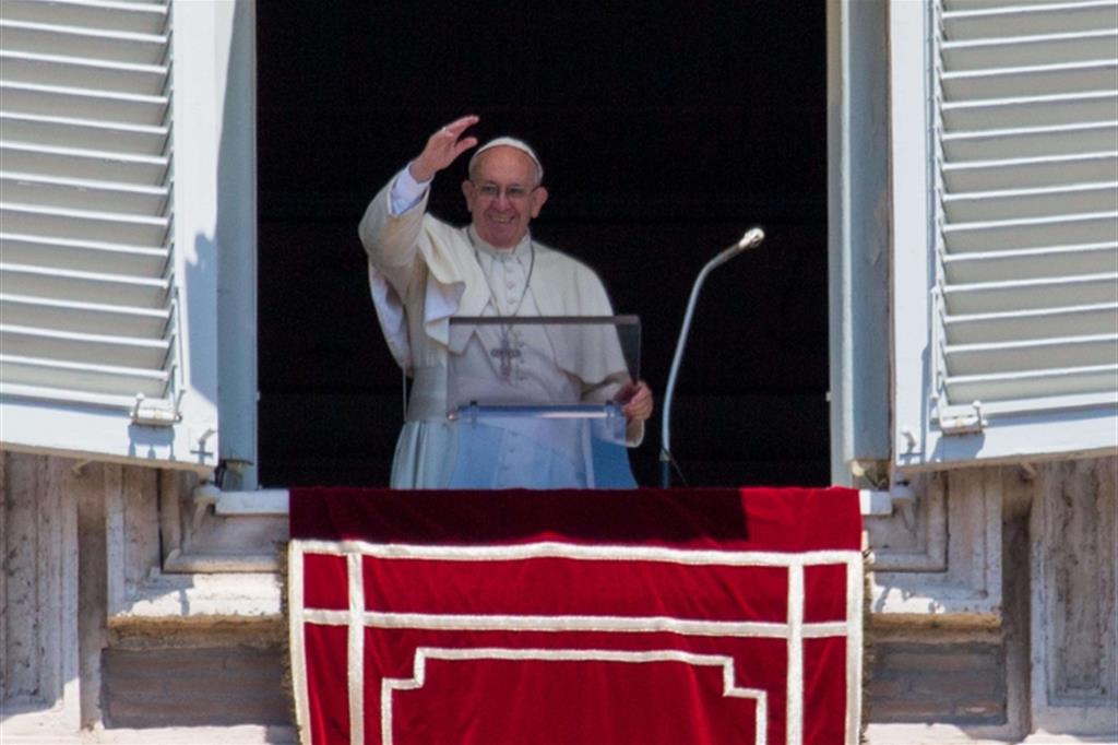 Papa Francesco invoca la fine del terrore