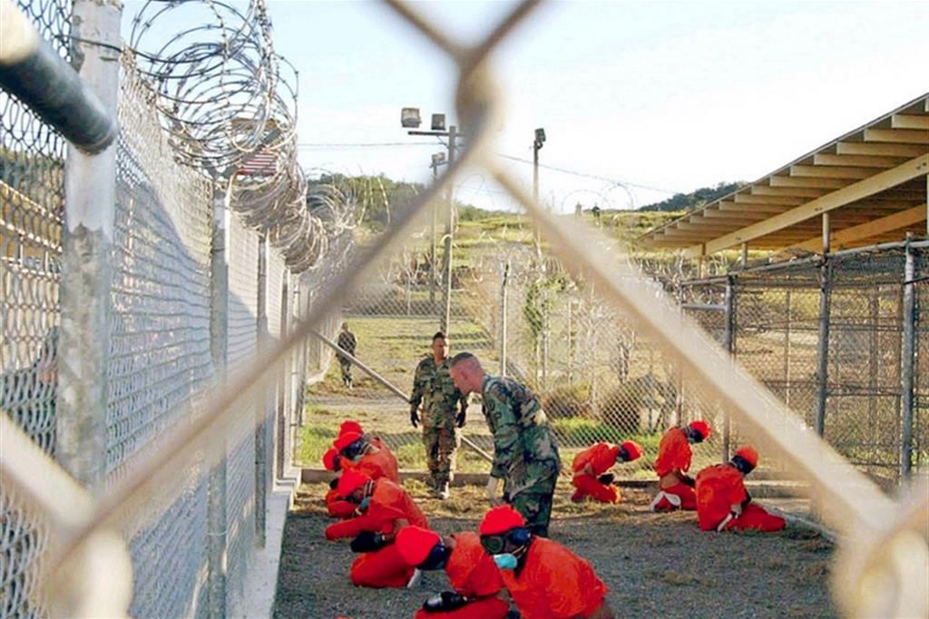 Obama: Guantanamo è inutile, va chiuso