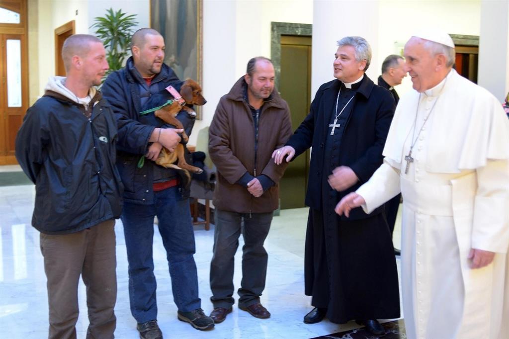 Già nel 2013 papa Francesco aveva festeggiato il suo compleannno con i senzatetto