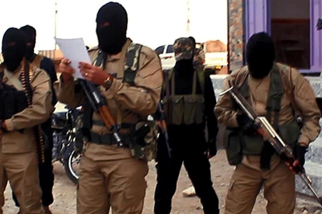 Siria, il Daesh uccide 8 jihadisti olandesi