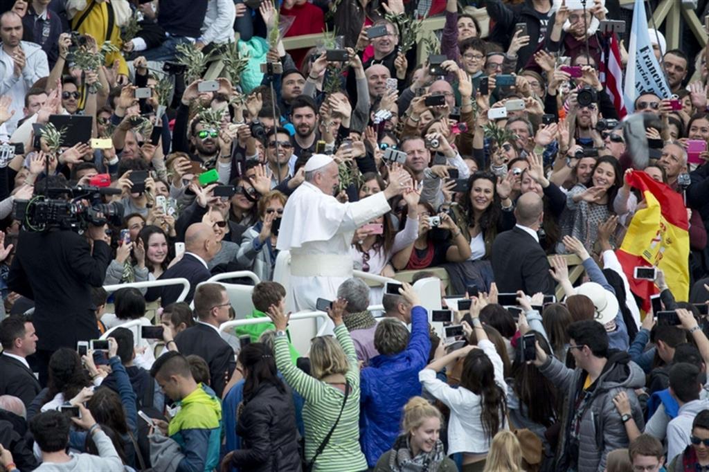 Il Papa ai giovani: vi aspetto in tanti alla Gmg