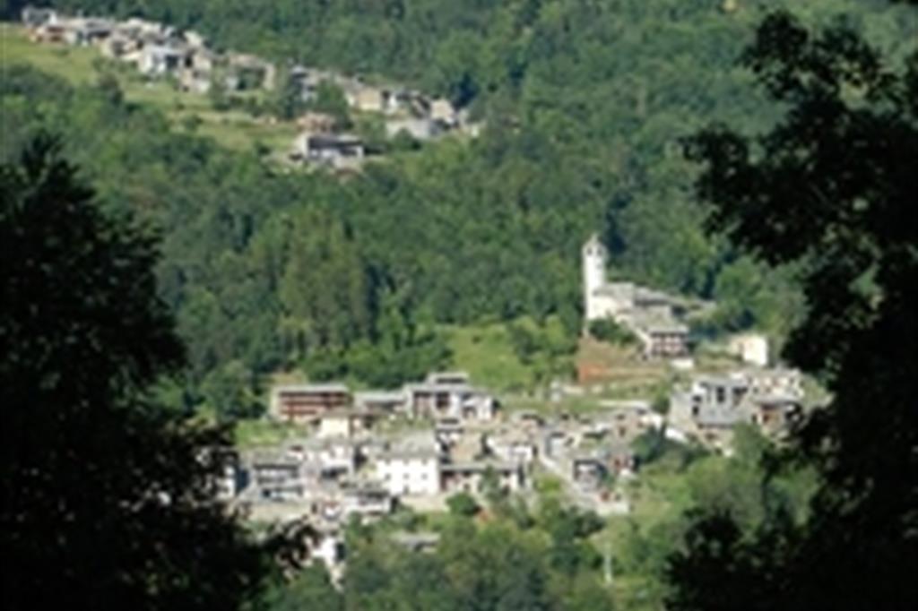 Borgo alpino in vendita a 120mila euro 