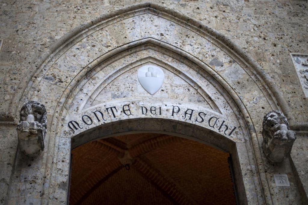 Monte dei Paschi di Siena, il governo che non c'è deve affrontare anche questa grana