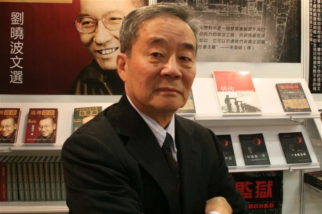 Cina, morto l'attivista per i diritti Harry Wu