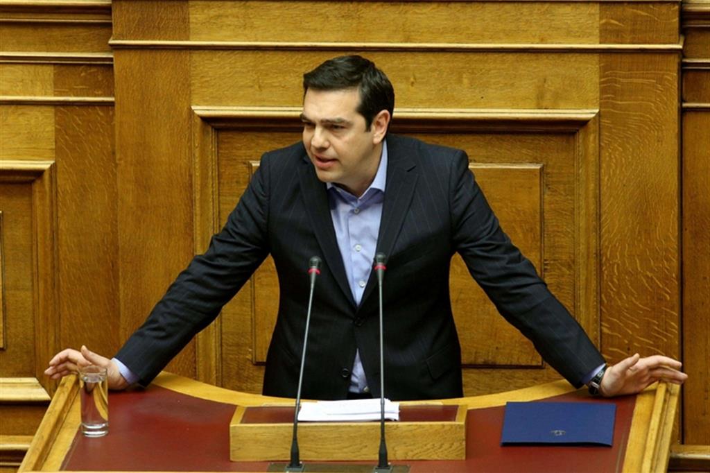 La Grecia approva misure di austerity