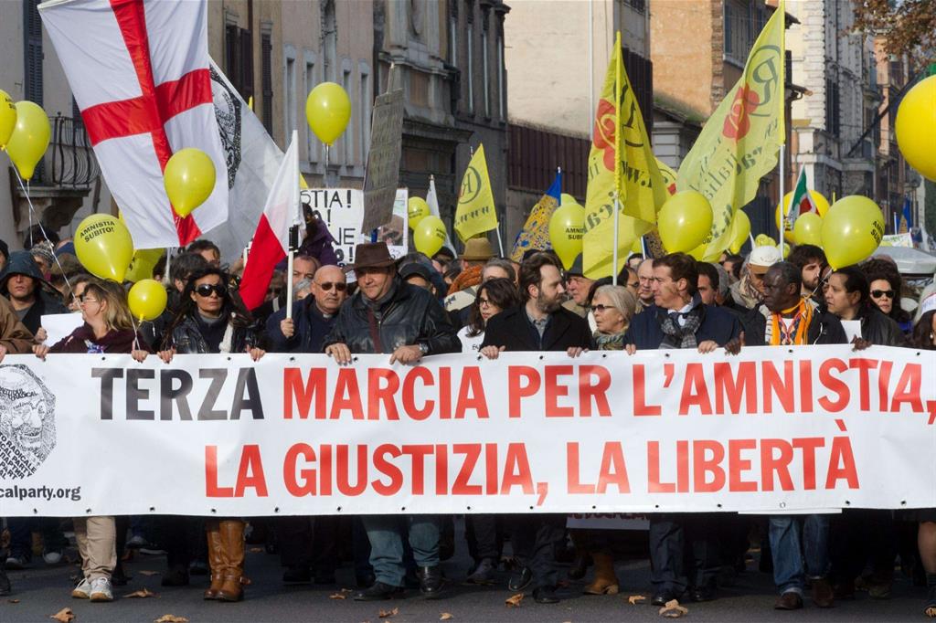 La marcia dei radicali per l'amnistia, domenica 6 novembre a Roma