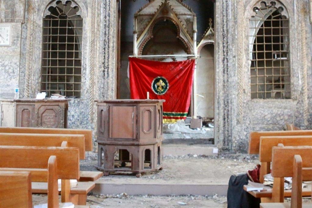 Iraq, dentro le chiese profanate dal Daesh