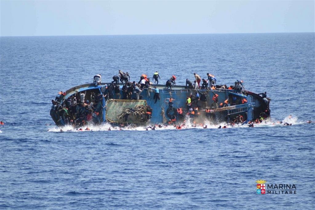 Migrantes: tutti responsabili per le morti in mare